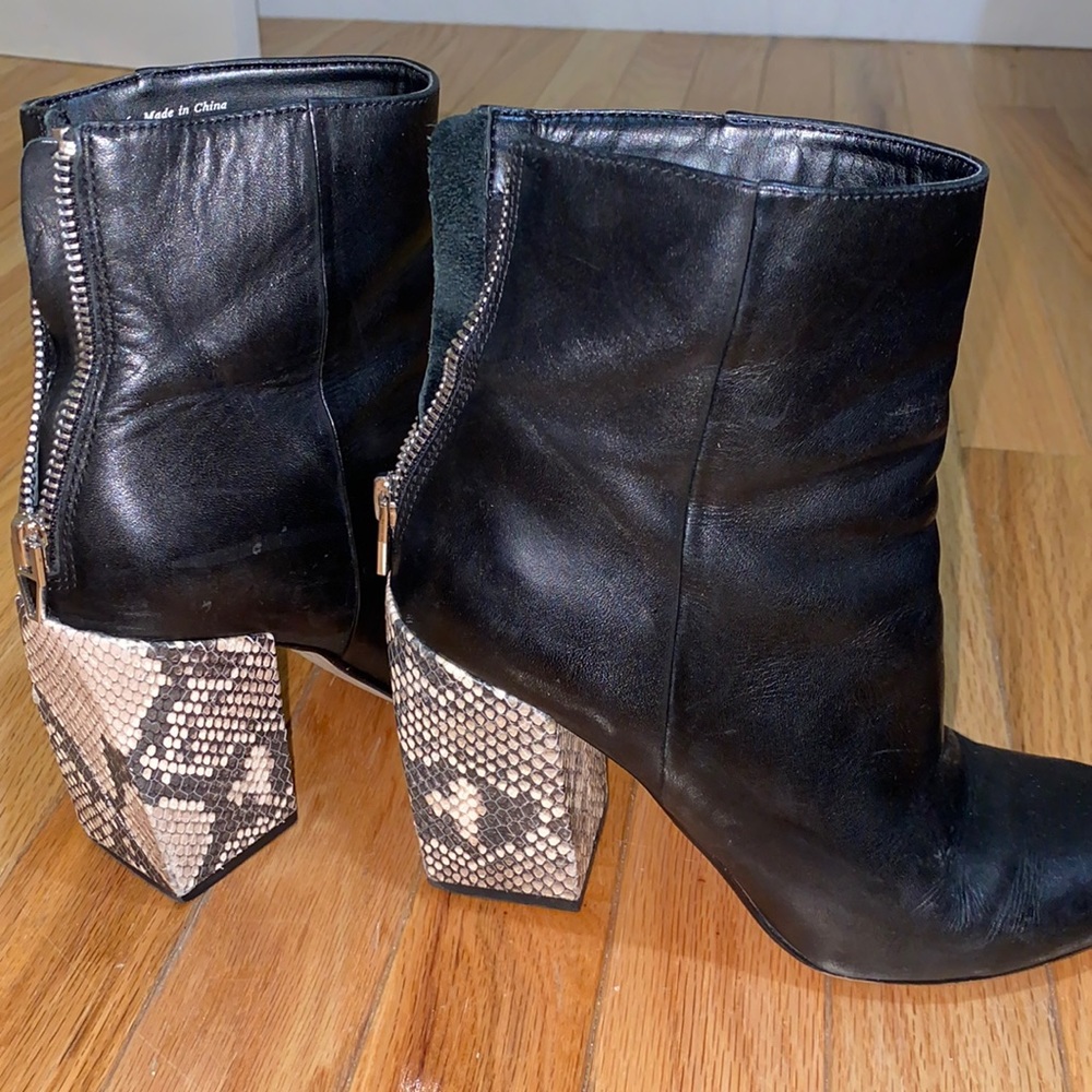 Dolce Vita booties - Size 6. Make me an offer!